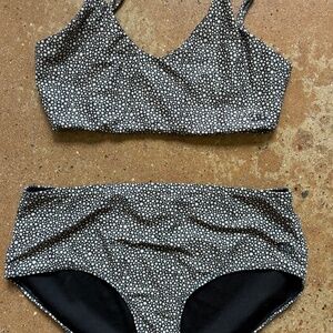 Albion Fit Sporty Bikini in Ditsy Flower Print